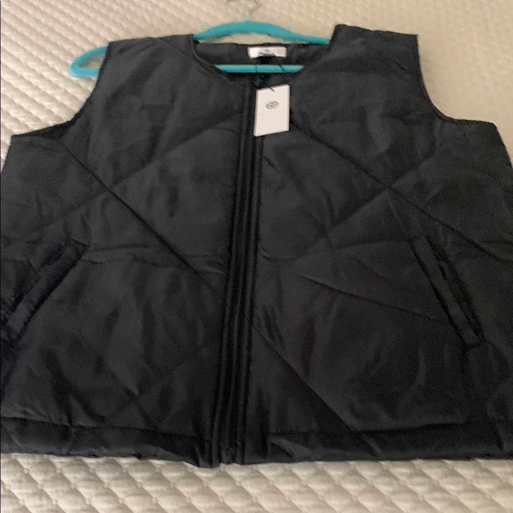 Socialite Black Quilted Vest